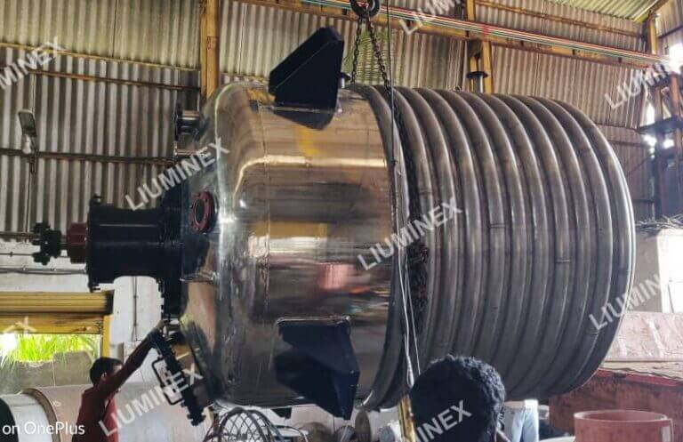 Stainless Steel Reaction Vessel limpeted 1